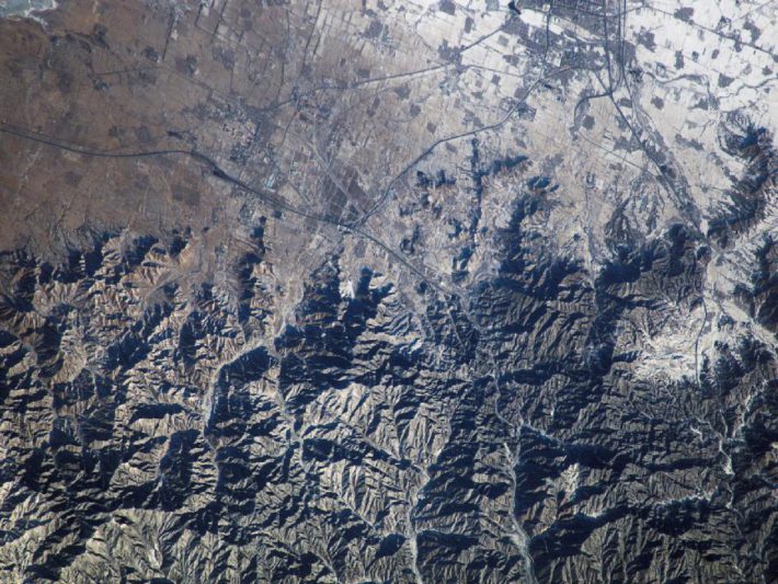 Великата китайска стена е единственият създаден от човека обект, който е видим от космоса
