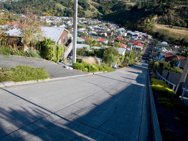 Най-стръмната улица в света – ул. Болдуин, Нова Зеландия