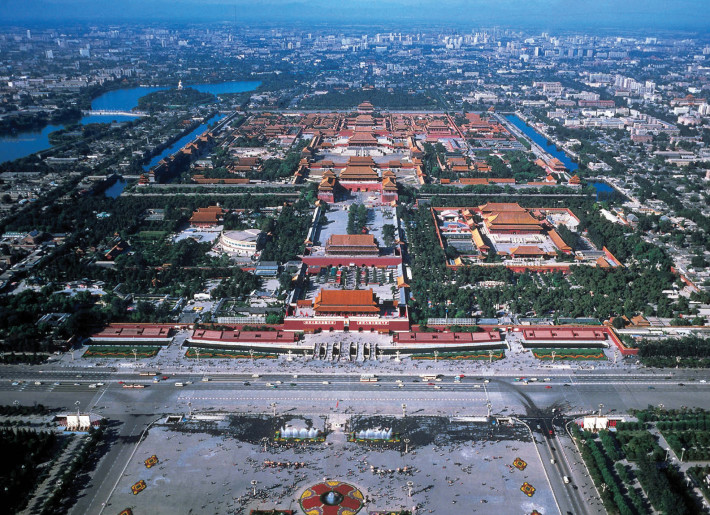 Най-големият дворцов комплекс