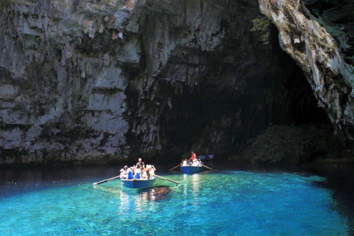  В тази пещера в Кефалония, Гърция.