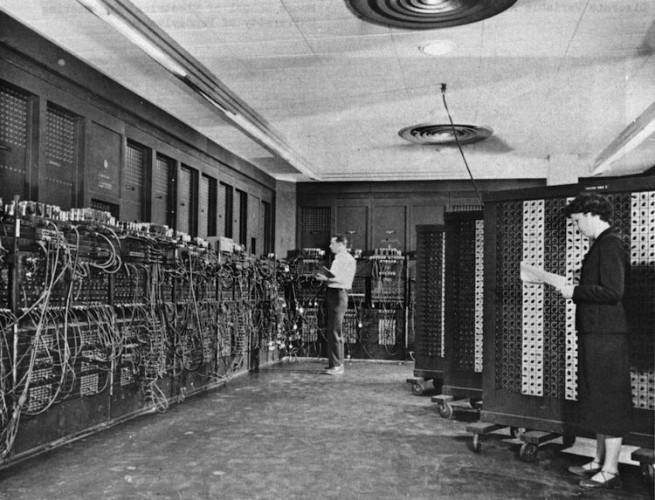Първият компютър, 1946г