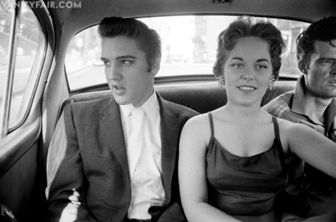 Елвис и Барбара Грей в такси. Юни 1956г.