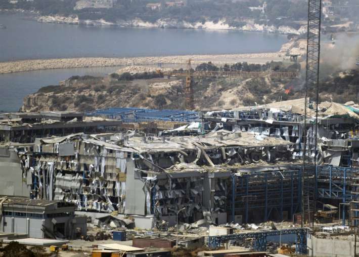 1. Правителството на Кипър без да иска взривява електроцентрала